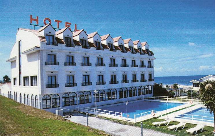 Hotel Restaurante Glasgow Villadesuso Exterior foto